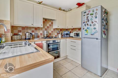 12 Wilkin Drive, Tiptree, Colchester, CO5 0QP