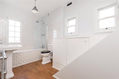 10c Aylestone Avenue, London, NW6 7AA