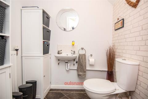 3 Woodpecker Close, Hopwood, Birmingham, B48 7SW