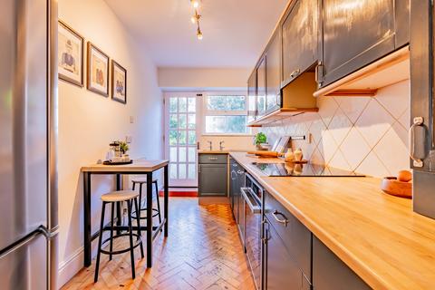 Garden Flat, 7 Warwick Road, Redland, Bristol, BS6 6HE