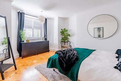 Garden Flat, 7 Warwick Road, Redland, Bristol, BS6 6HE