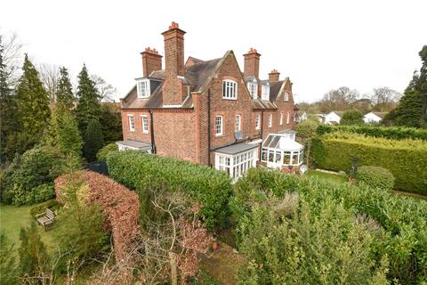 Property for sale, Oatlands Chase, Weybridge, Surrey, KT13