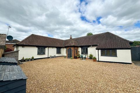 4 bedroom detached bungalow for sale, Barton Road, Pulloxhill, Bedfordshire, MK45 5HP