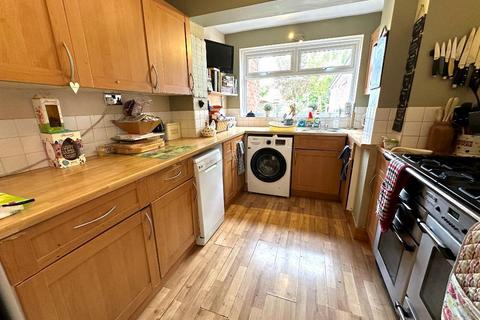 3 bedroom semi-detached house for sale, Icknield, Luton LU3
