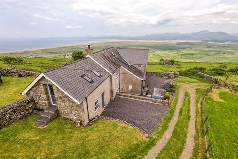 4 bedroom detached house for sale, Harlech, Gwynedd, LL46