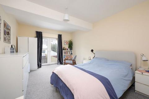 2 bedroom apartment for sale, Harcourt Road|Redland