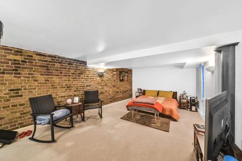 2 bedroom apartment for sale, Wapping Wall Wapping E1W
