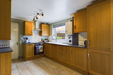 4 bedroom end of terrace house for sale, 4 Barley Way, Horncastle