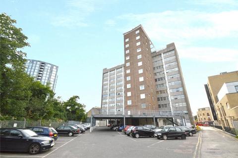 2 bedroom apartment to rent, Whitehorse Road, Croydon, CR0