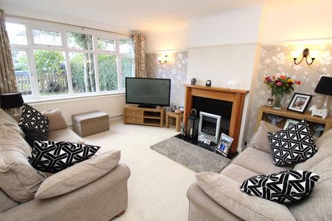 3 bedroom house for sale, Commonfield Road, Banstead