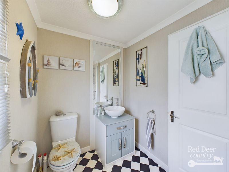 Ensuite