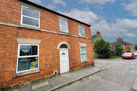 2 bedroom apartment to rent, Chambers Street, Grantham