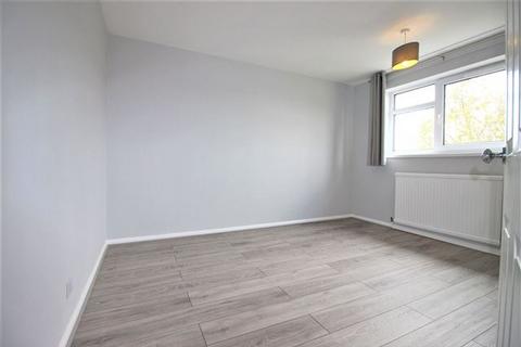 2 bedroom flat for sale, Coral Drive, Aughton, Sheffield, S26 3RA