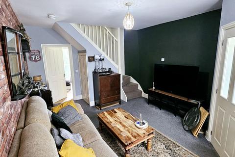 2 bedroom apartment to rent, Cross Bank Road, Batley