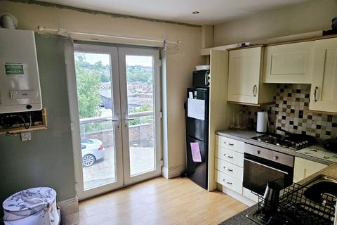 2 bedroom apartment to rent, Cross Bank Road, Batley