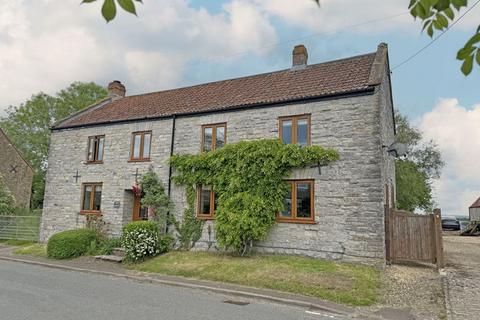 3 bedroom detached house for sale, Martock Road, Long Load