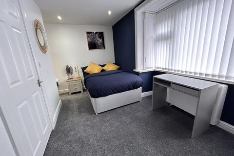 Studio to rent, Victoria Road, Stoke-On-Trent