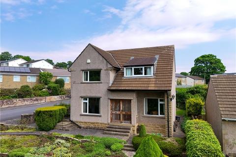 4 bedroom detached house for sale, Bradley Road, Silsden, Keighley, West Yorkshire, BD20