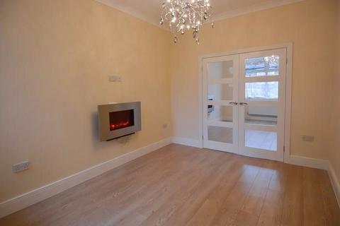 3 bedroom terraced house for sale, Park Road