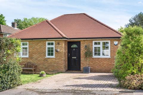 2 bedroom detached bungalow for sale, Borrowdale Drive, South Croydon