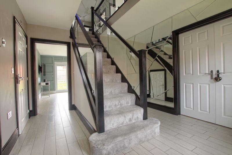 Pagan Drive, Ingleby Barwick 4 bed detached house £2,300 pcm (£531 pw)