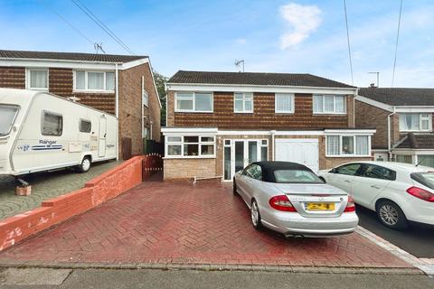 3 bedroom semi-detached house for sale, Calewood Road, Brierley Hill