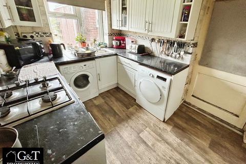 3 bedroom semi-detached house for sale, Badsey Road, Oldbury