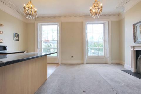 2 bedroom apartment to rent, Clarence Square, Cheltenham GL50