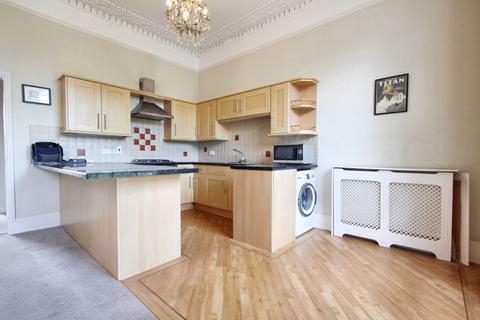 2 bedroom apartment to rent, Clarence Square, Cheltenham GL50
