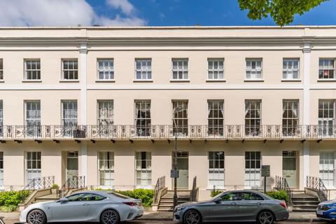 2 bedroom apartment for sale, Montpellier Spa Road, Cheltenham GL50