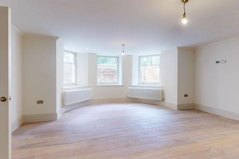 3 bedroom apartment for sale, 39-41 London Road, Cheltenham GL52