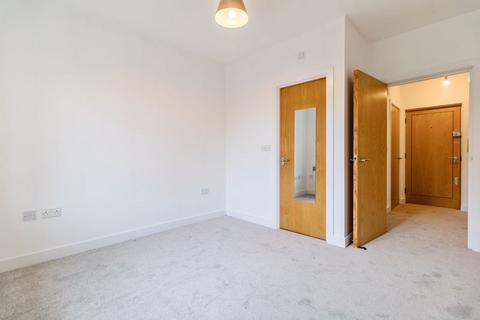 2 bedroom apartment for sale, London Road, St. Albans