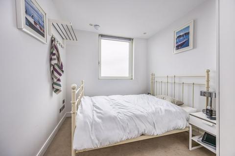 2 bedroom apartment for sale, Gunwharf Quays, Portsmouth