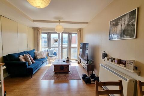 2 bedroom flat for sale, Montague Street, Bristol BS2