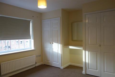 2 bedroom apartment to rent, Wharf Lane, Solihull B91