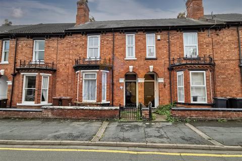 4 bedroom terraced house to rent, Sibthorp Street, Lincoln