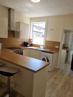 3 bedroom house to rent, Cranwell Street, Lincoln