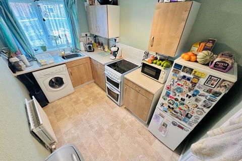 2 bedroom maisonette for sale, Turners Grove, Dudley DY3