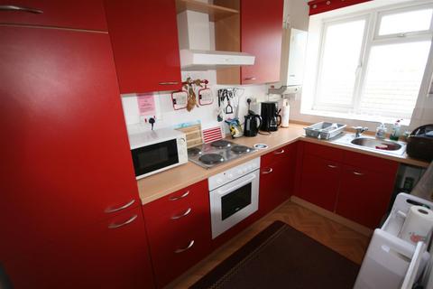 2 bedroom flat for sale, Wilton Road, Bexhill-On-Sea