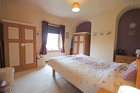 4 Bridge Terrace, Halifax, HX2 7TL