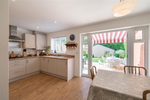 3 bedroom detached house for sale, Wood View, Stowmarket IP14