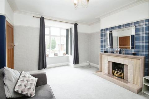 11 Sefton Grove, Bradford, BD2 4JW