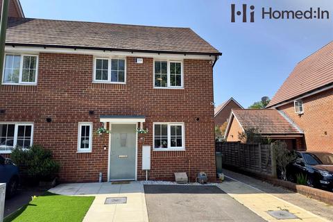 3 bedroom end of terrace house for sale, Roman Lane, Southwater