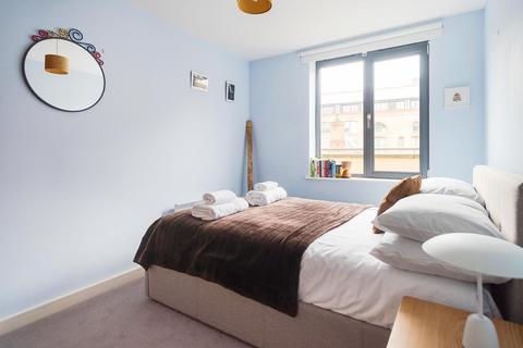 2 bedroom flat to rent, Fairfield Road