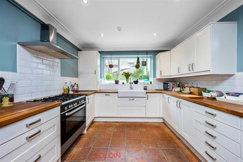 2 bedroom flat for sale, Ventnor Villas, Hove