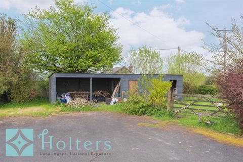 4 bedroom detached bungalow for sale, Cefn Gorwydd, Llangammarch Wells