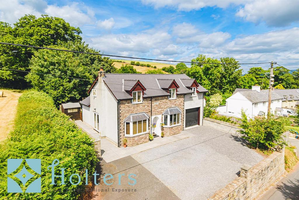 Felinfach, Brecon, LD3 3 bed detached house for sale £450,000