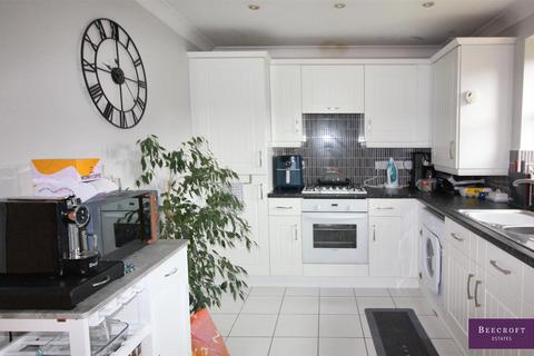 36 Mayflower Way, Wombwell, Barnsley, S73 0AJ