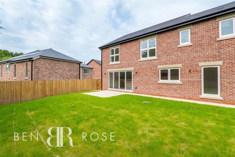 5 bedroom detached house for sale, Preston Nook, Eccleston, Chorley