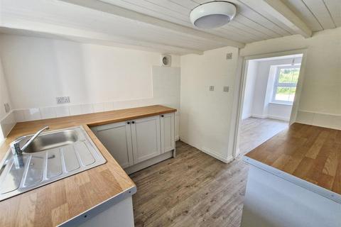 3 bedroom end of terrace house to rent, Chacewater, Truro